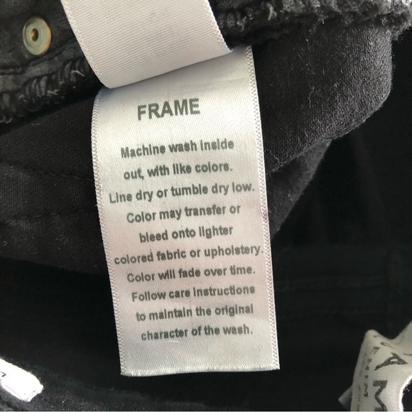 Frame Le Skinny de Jeanne Size 27 Distressed Black with Holes Film Noir - Picture 15 of 16